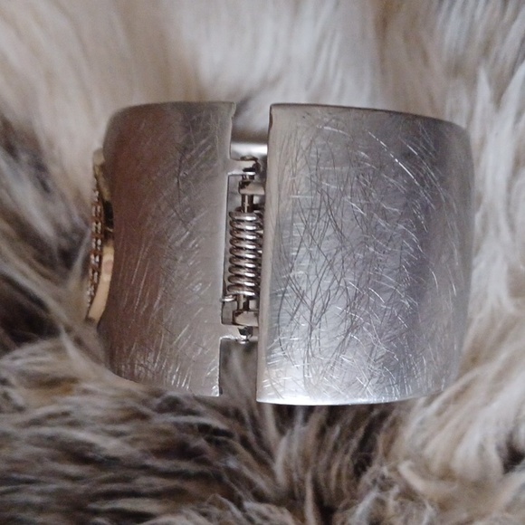 AMRITA SINGH | Swarovski Pave Crystals Gold Silver Tone Hinge Bracelet - Picture 3 of 6